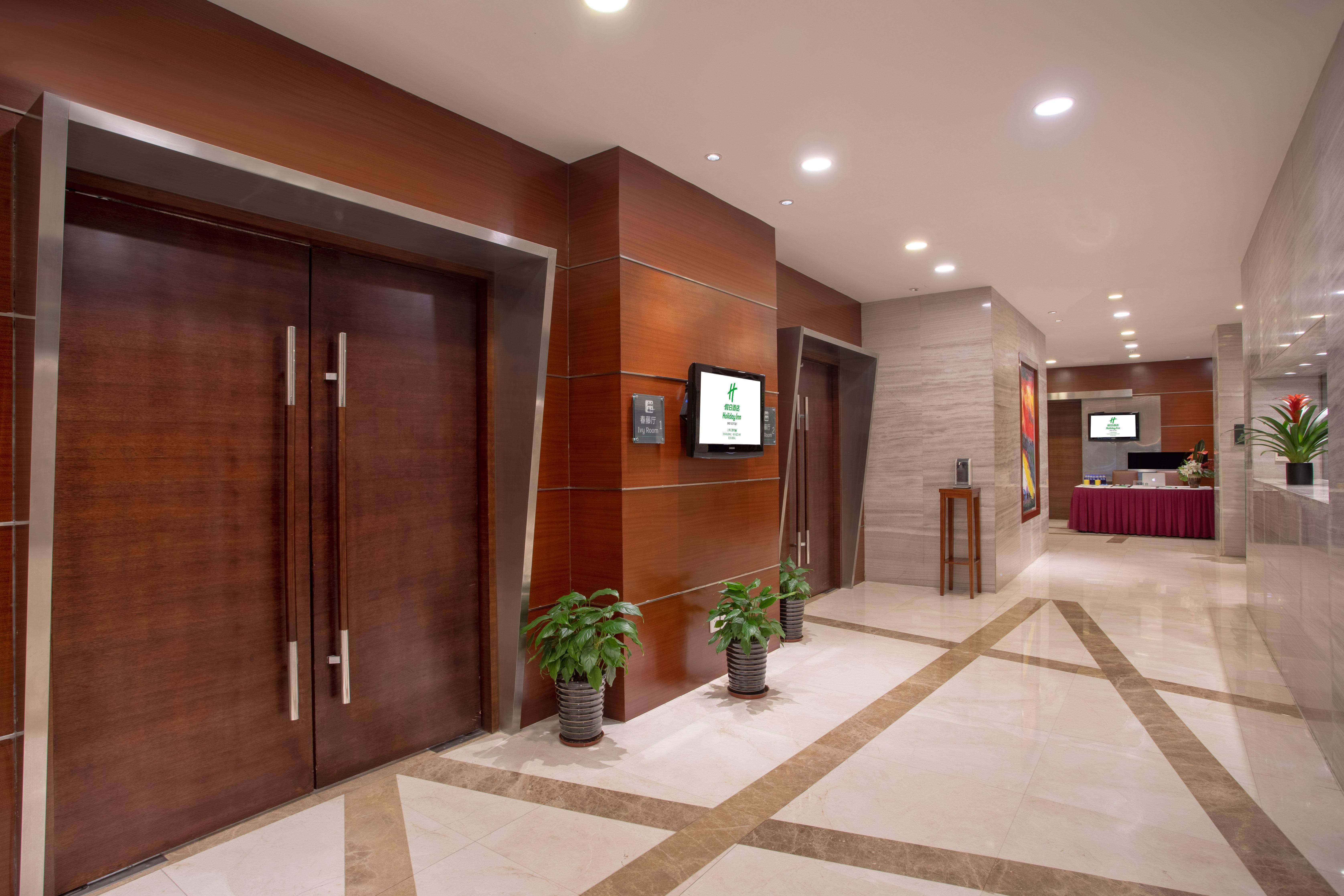 Holiday Inn Shanghai Hongqiao Central By Ihg Dış mekan fotoğraf
